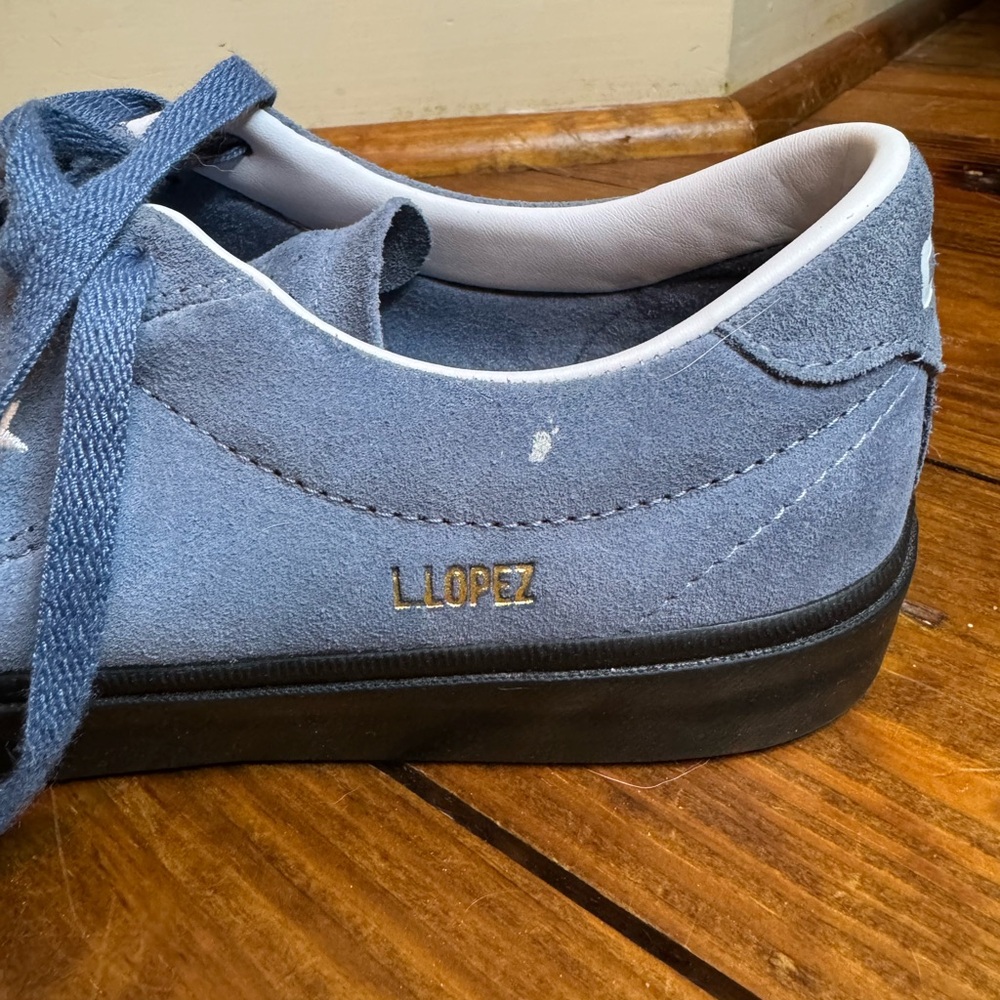 L.Lopez Converse - Picture 4 of 7